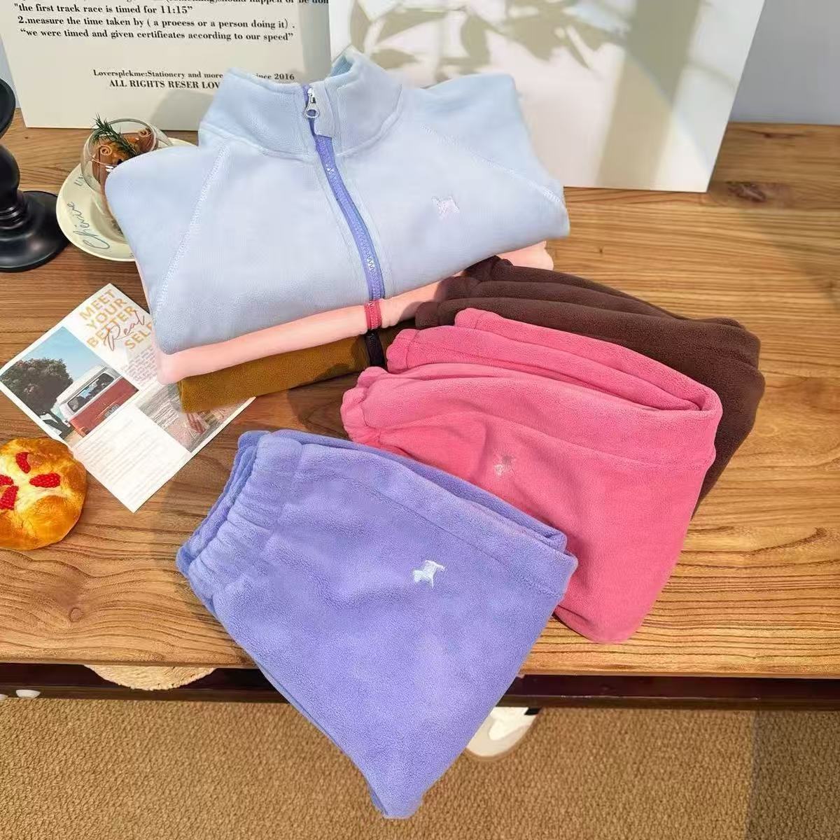 Children's Clothing Autumn Winter Set Stylish Fashionable Baby Clothes Children's Fleece Lined Thickened