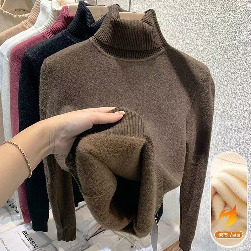 P turtleneck sweater piled and thickened