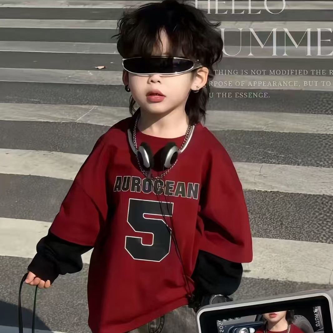 A Children's and teenagers' set