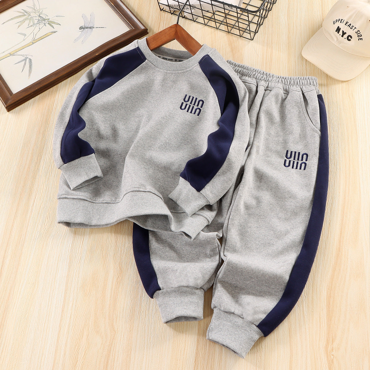 A Children's two-piece sweatshirt set