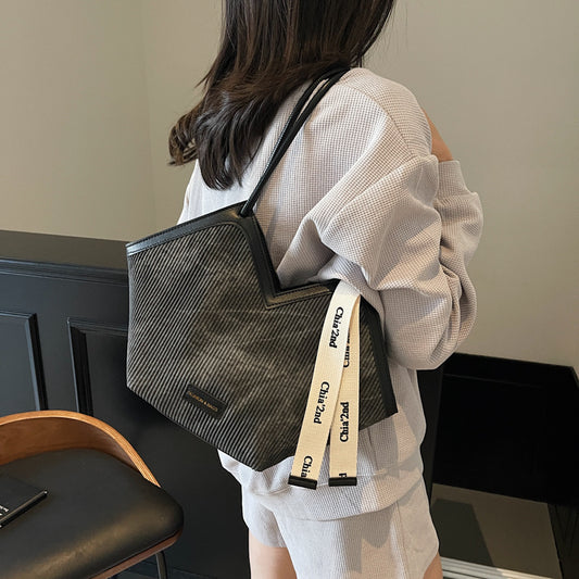 حقيبة كتف متعددة الاستخدامات