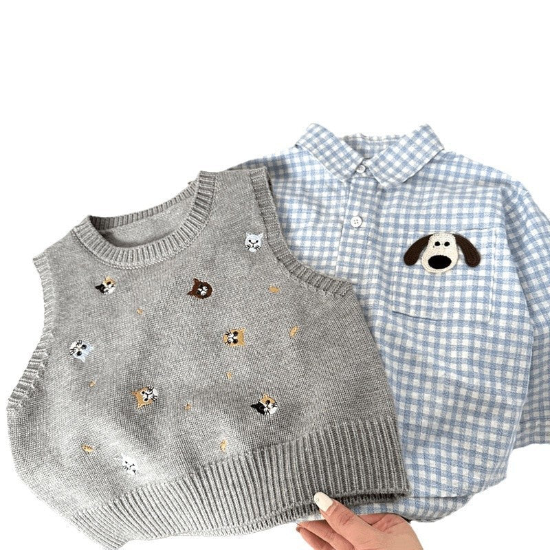 A two-piece set of children's shirts