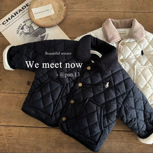 A Children's warm jacket