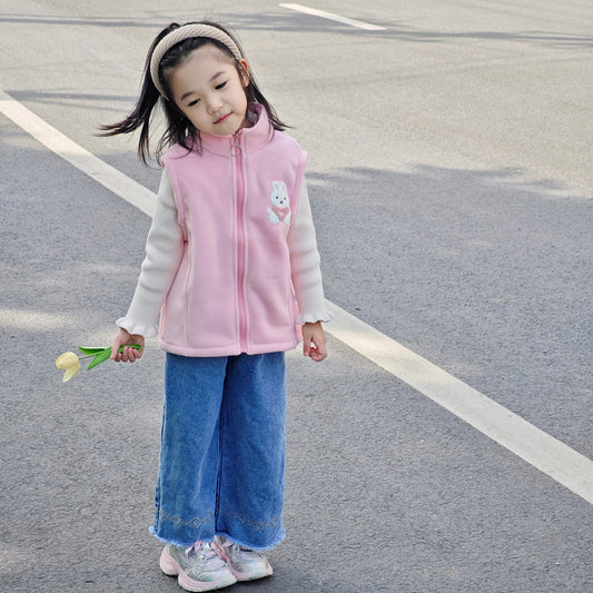 A Children's and teenagers' vests