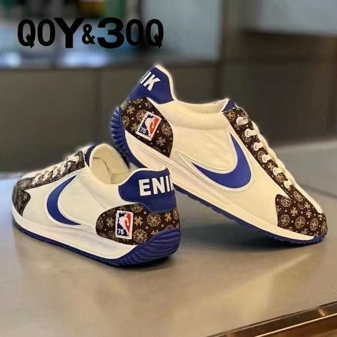 A spring and summer new Korean version of versatile casual Forrest Gump shoes popular one-pedal soft-soled lightweight sports shoes