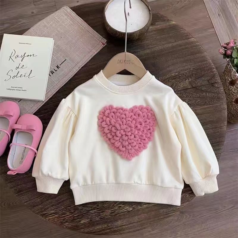A Korean version of children's clothing, foreign style sweater set, autumn new girls' love jumper, top, horn pants two-piece set