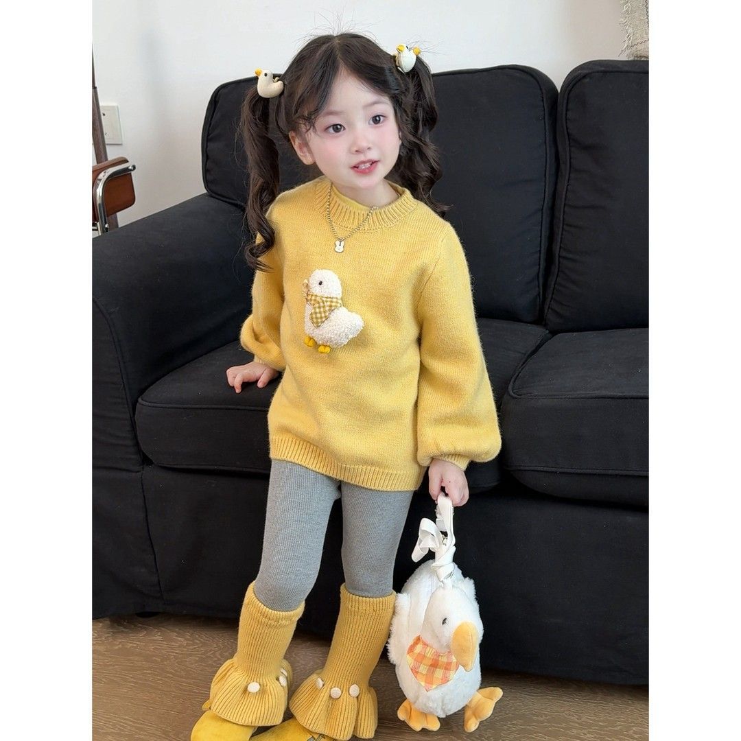 P children's knitting set