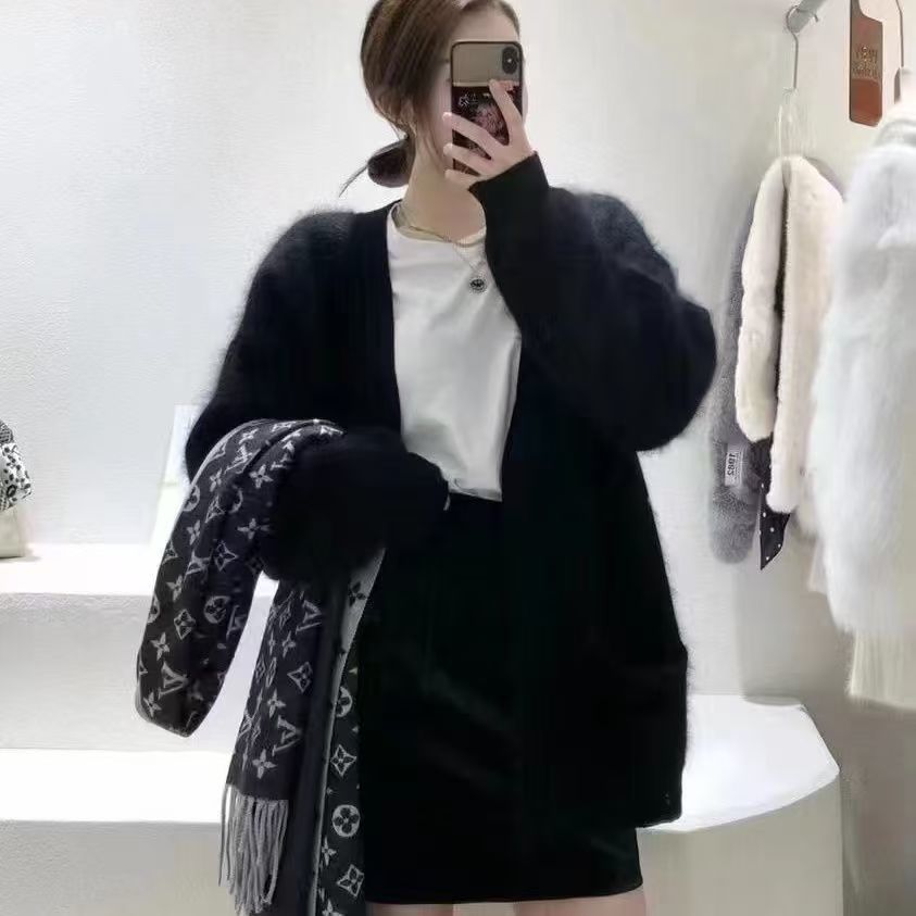 P sweater jacket