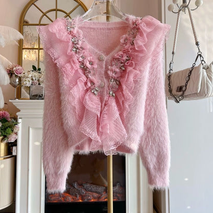 P three-dimensional flower beaded diamond top