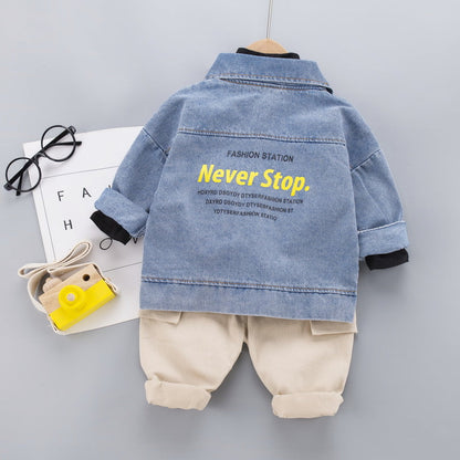 A children's clothing autumn new boys and girls denim jacket three-piece cotton T blood trousers set