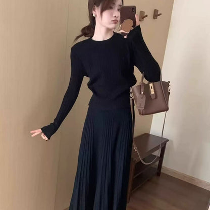P crew neck top skirt knitted suit