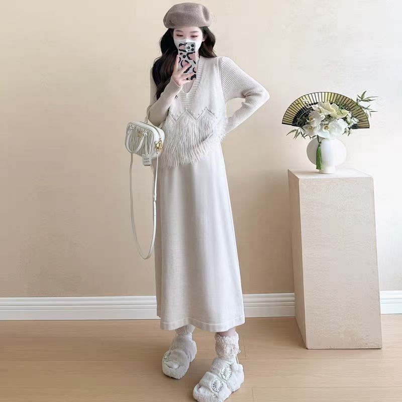 P Knitted Dress Set