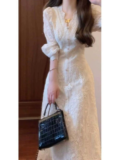 P French gentle wind super good-looking V-neck lace long-sleeved dress small man unique beautiful waist dress