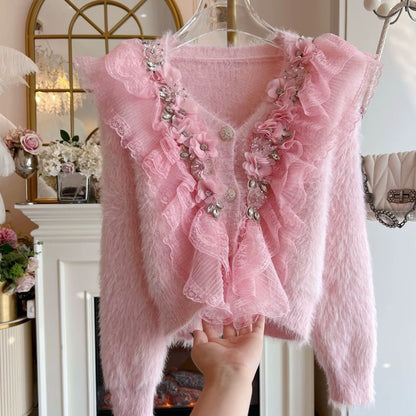 P three-dimensional flower beaded diamond top