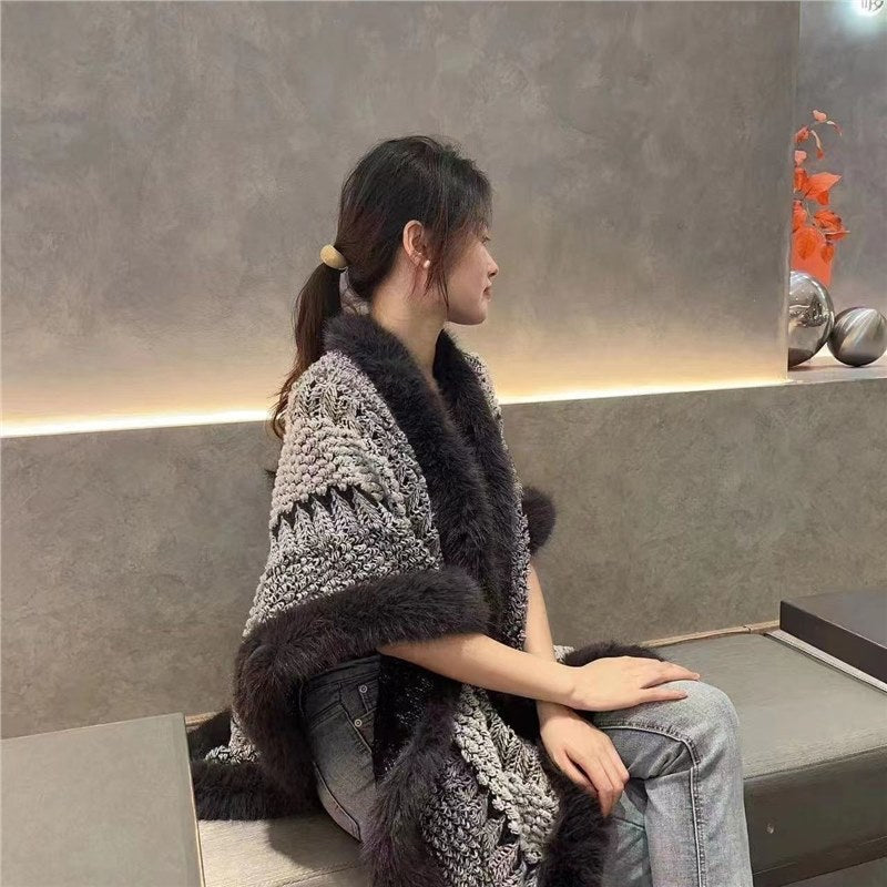Autumn Winter Silver Fox Fur Oversized Collar Ethnic Style Shawl Scarf Cape Faux Fur Coat Women's Cape