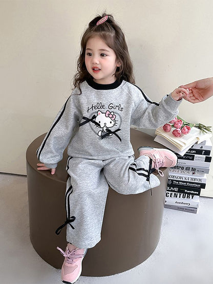 P children's sweater set