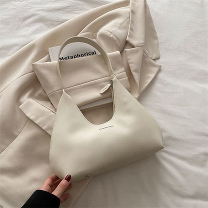 A Korean niche design versatile bag