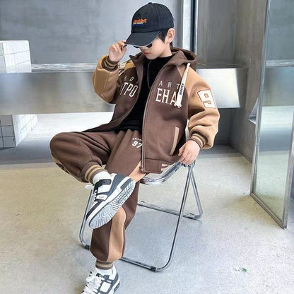 P new children's middle-aged and older children's sports Korean version is handsome and foreign, and the spring two-piece set is trendy.