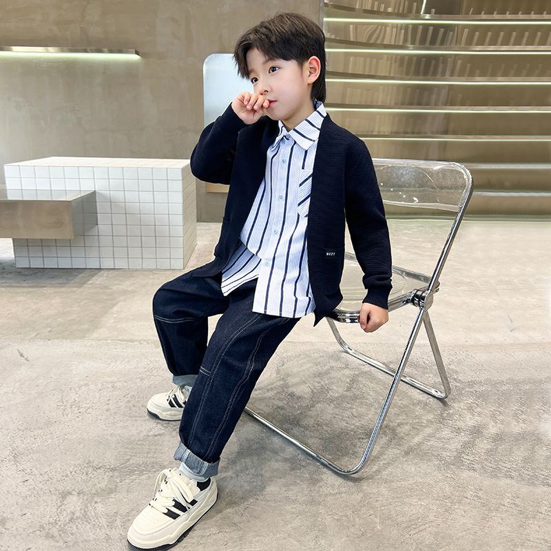 A Boys Autumn Children's Academy Set Three-piece Set (6-12 years old)