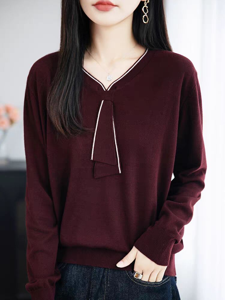 V Collar Knitted Top