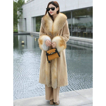 A long thermal jacket