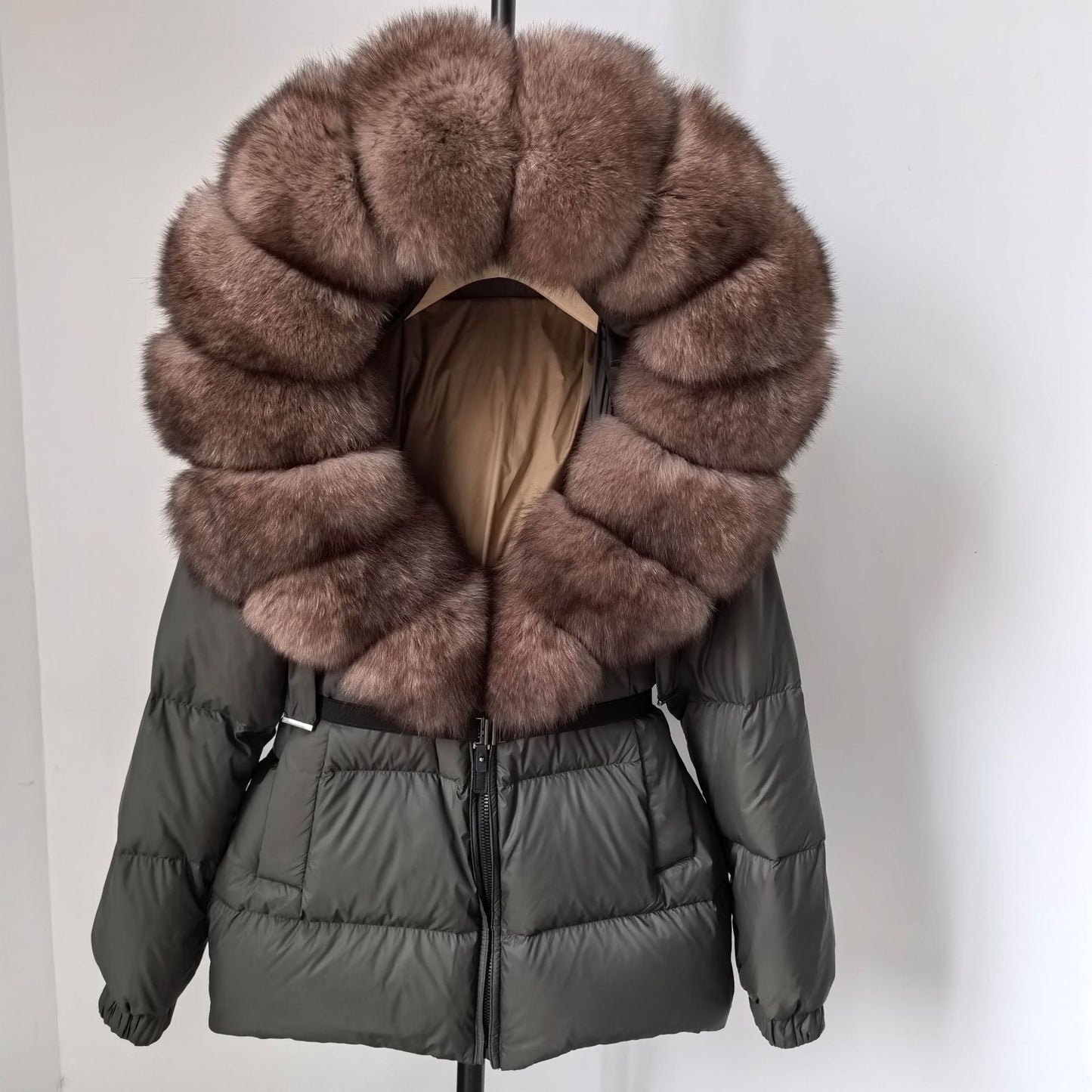 A fur collar hooded white duck down jacket