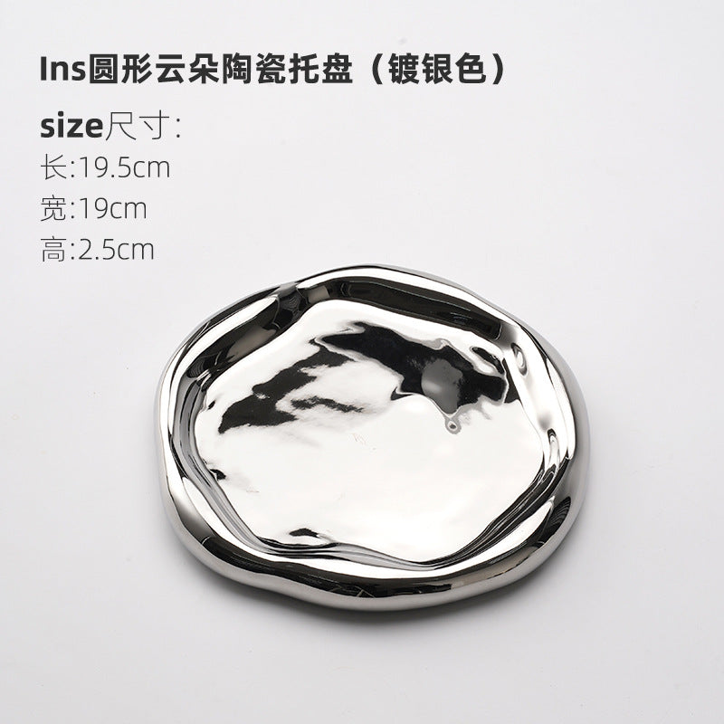 A ceramic tray ornament