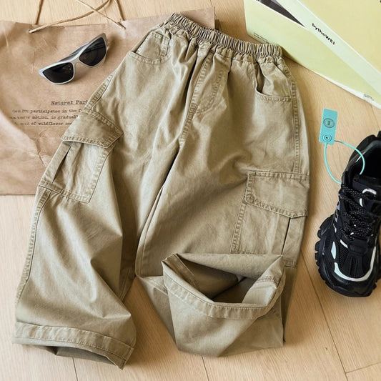 A Children's and teenagers' pants