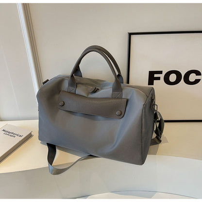 A large capacity storage bag