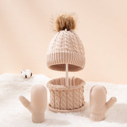 A new wool monochrome twist warm children's hat scarf gloves two or three-piece set
