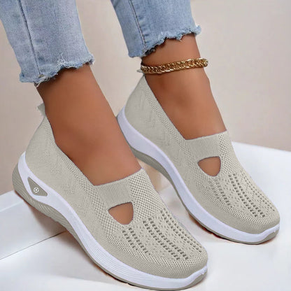 A shoes summer breathable sandals non-slip soft-soled elderly shoes women's casual shoes middle-aged and elderly walking shoes