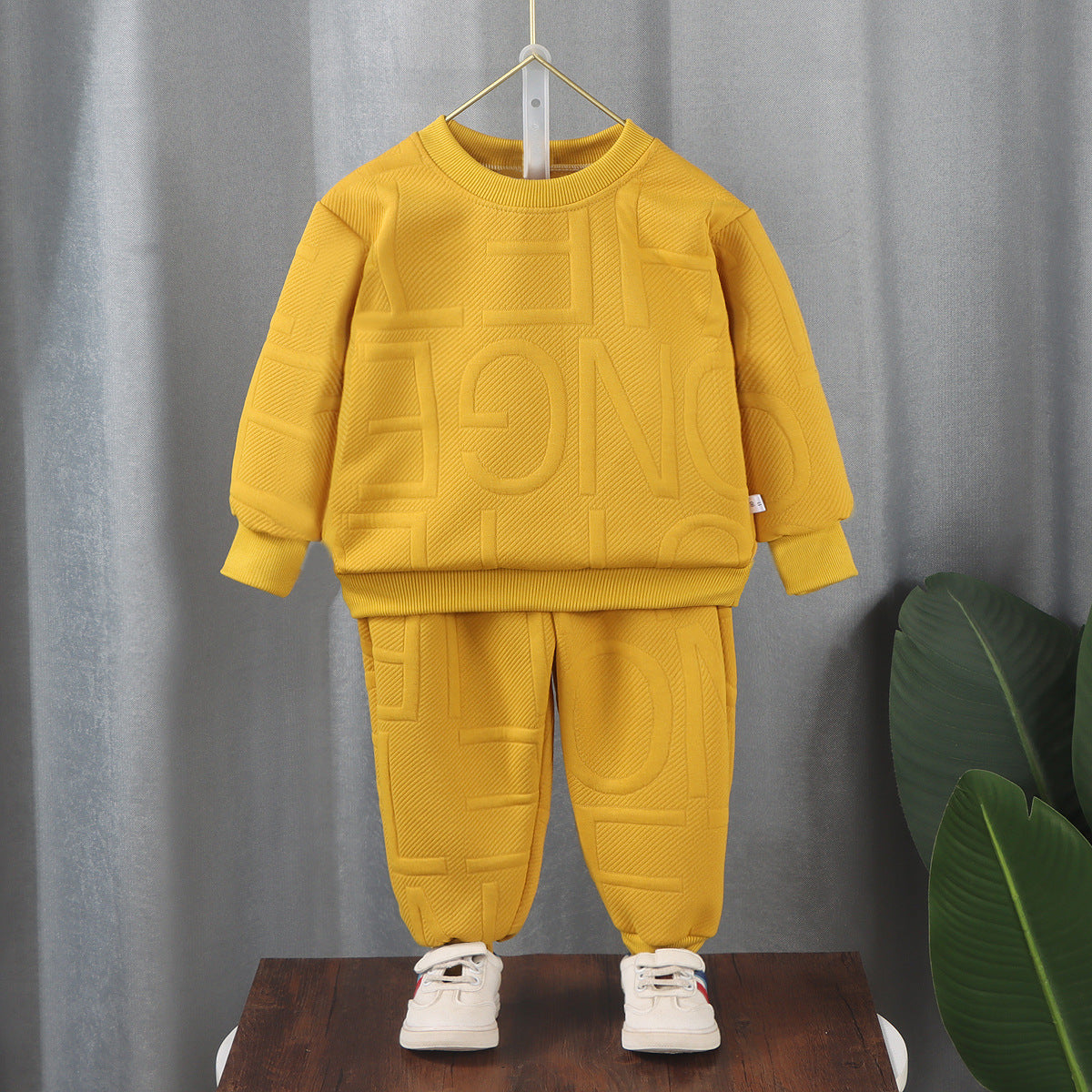 A Children's two-piece sweatshirt set