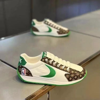 A spring and summer new Korean version of versatile casual Forrest Gump shoes popular one-pedal soft-soled lightweight sports shoes