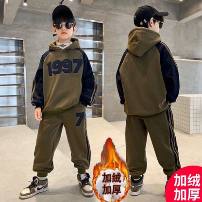 A children's fleece set