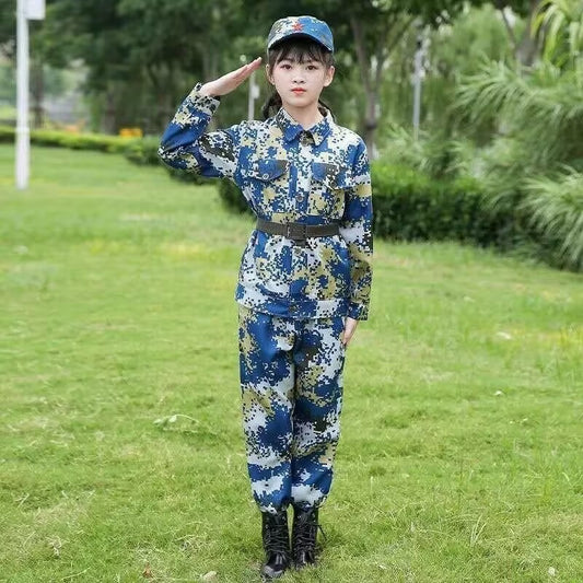 A Children's camouflage suit