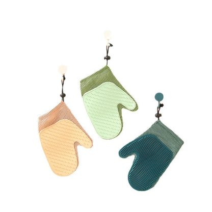 A pet hair removal multi-functional gloves