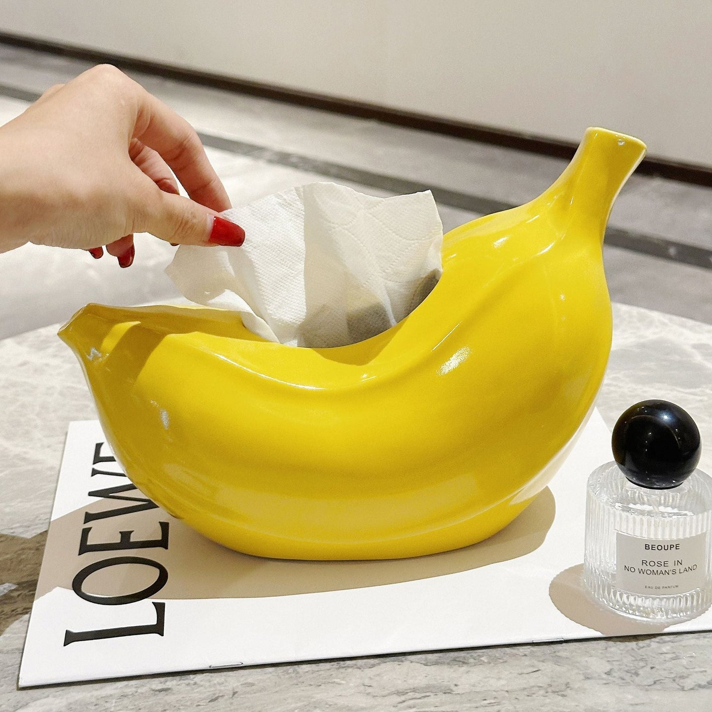 A Creative Banana Tissue Box Living Room Coffee Table Home Decorations Ceramic Paper Draw Box Dopamine Prohibition Anxiety Ornament