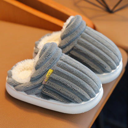 A children's thermal slippers