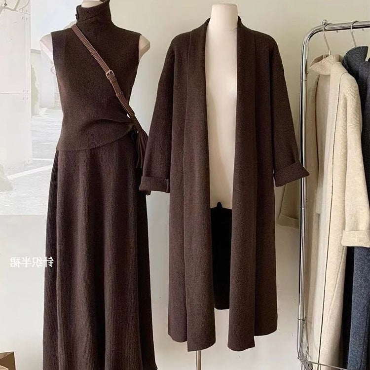 A knitted three-piece set