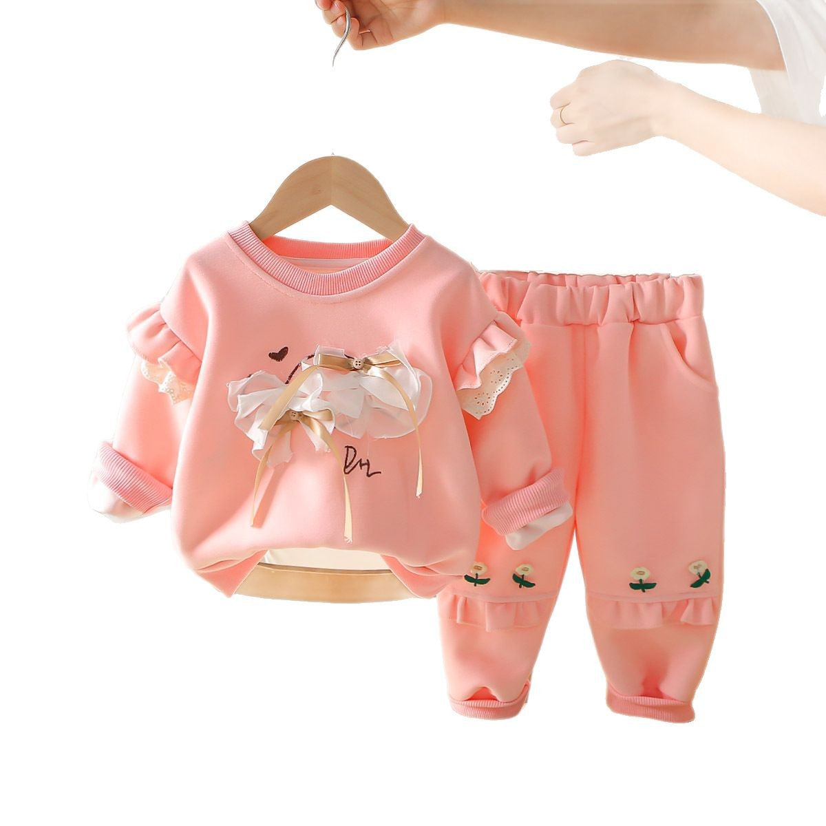 A Spring and Autumn New Girls Comfortable and Sweet Suit Children's Big Bow Long Sleeve Small Flower Crew Neck Cover