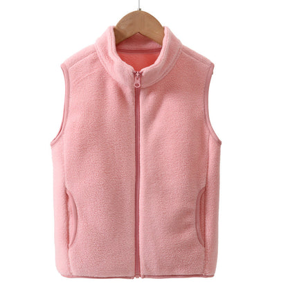 A Children's fleece warm vest