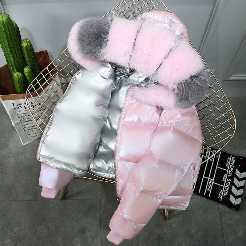 A short fox fur down jacket for women