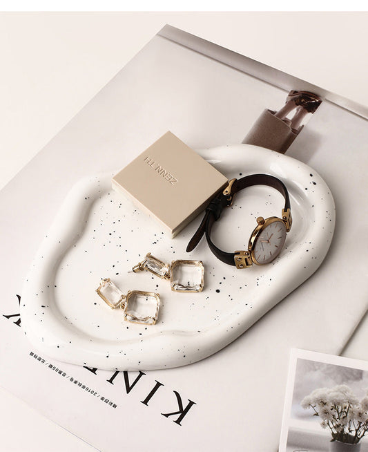 A Creative light luxury decorative tray Ceramic storage tray Fruit snack tray Coffee table jewelry tray Cross-border hot mining