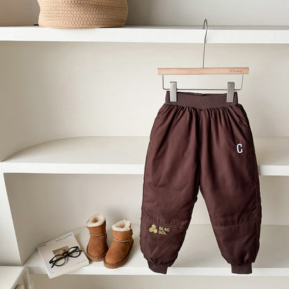 A Children's thermal pants