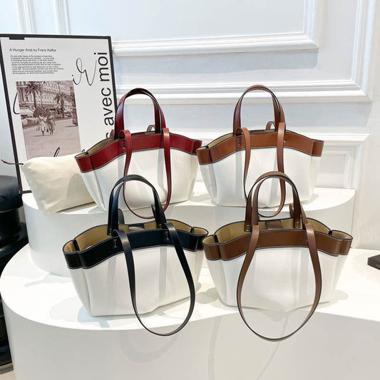 A large capacity shoulder bag