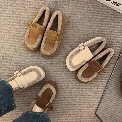 A women's flat shoes