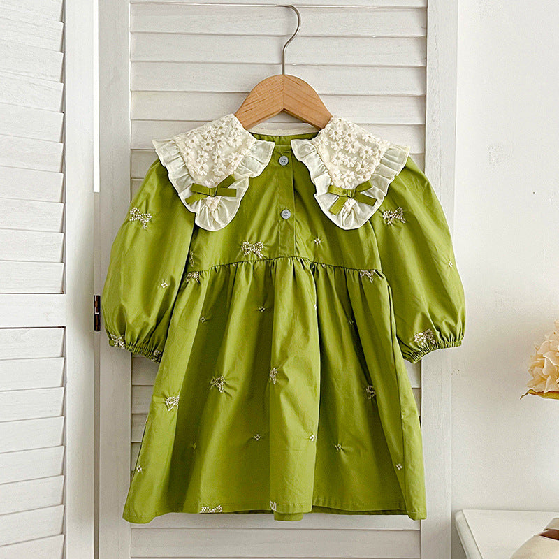 ملابس الأطفال 