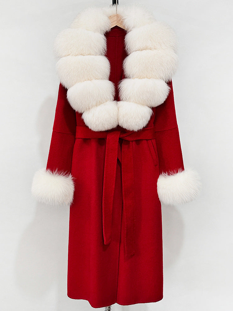 A double-sided wool coat and sweater collar jacket