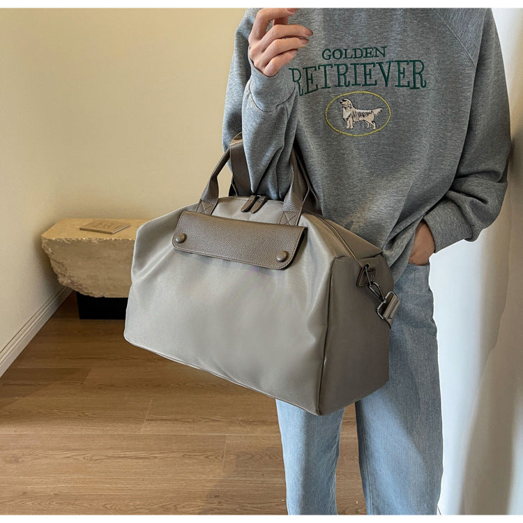 A large capacity storage bag