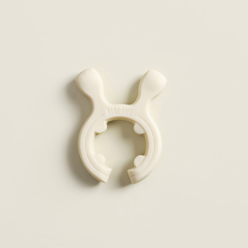 A Silicone Pot Spoon Shovel Shelf